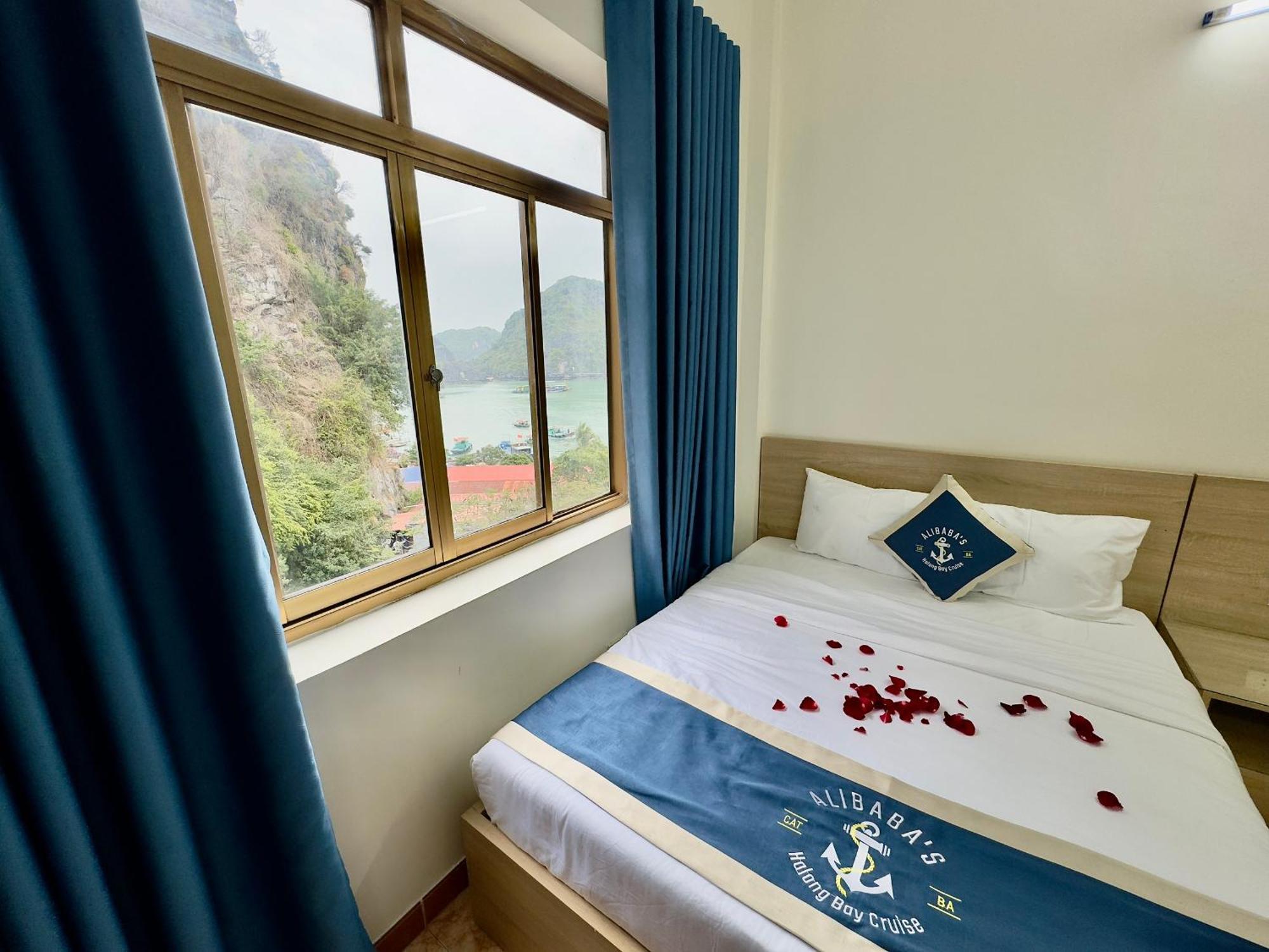 Cat Ba Plaza Hotel Dong Khe Sau Bagian luar foto