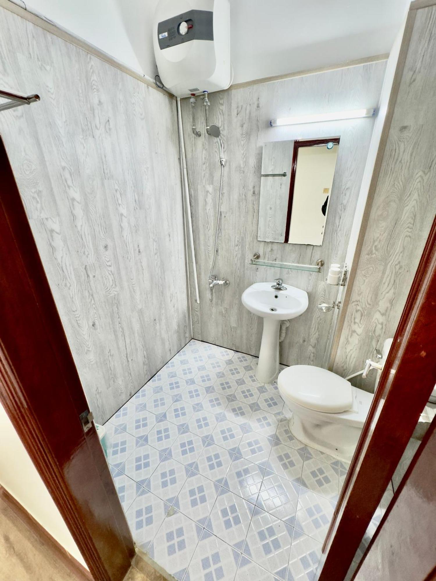 Cat Ba Plaza Hotel Dong Khe Sau Bagian luar foto