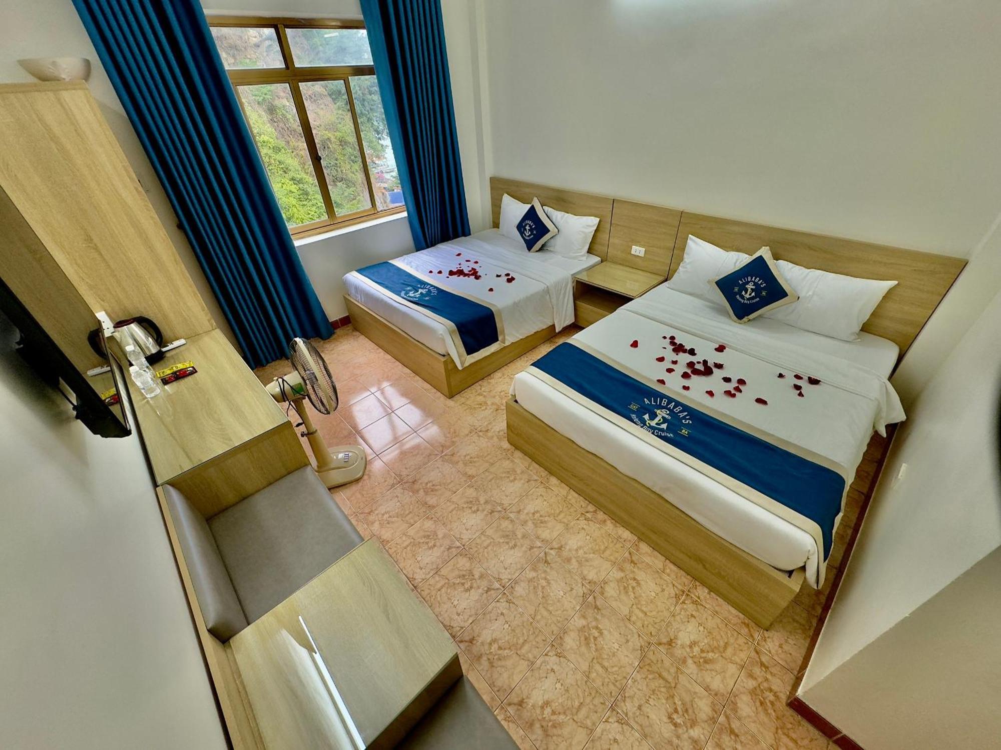 Cat Ba Plaza Hotel Dong Khe Sau Bagian luar foto