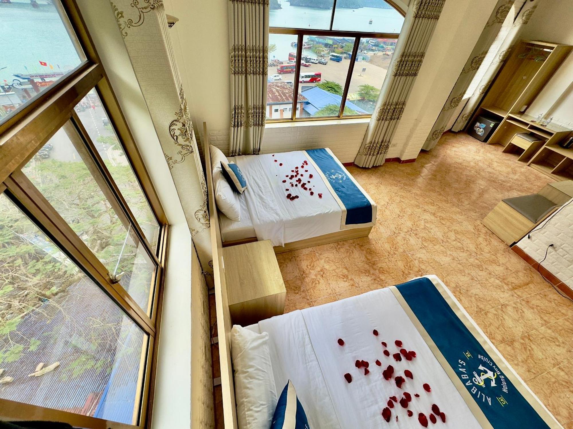 Cat Ba Plaza Hotel Dong Khe Sau Bagian luar foto