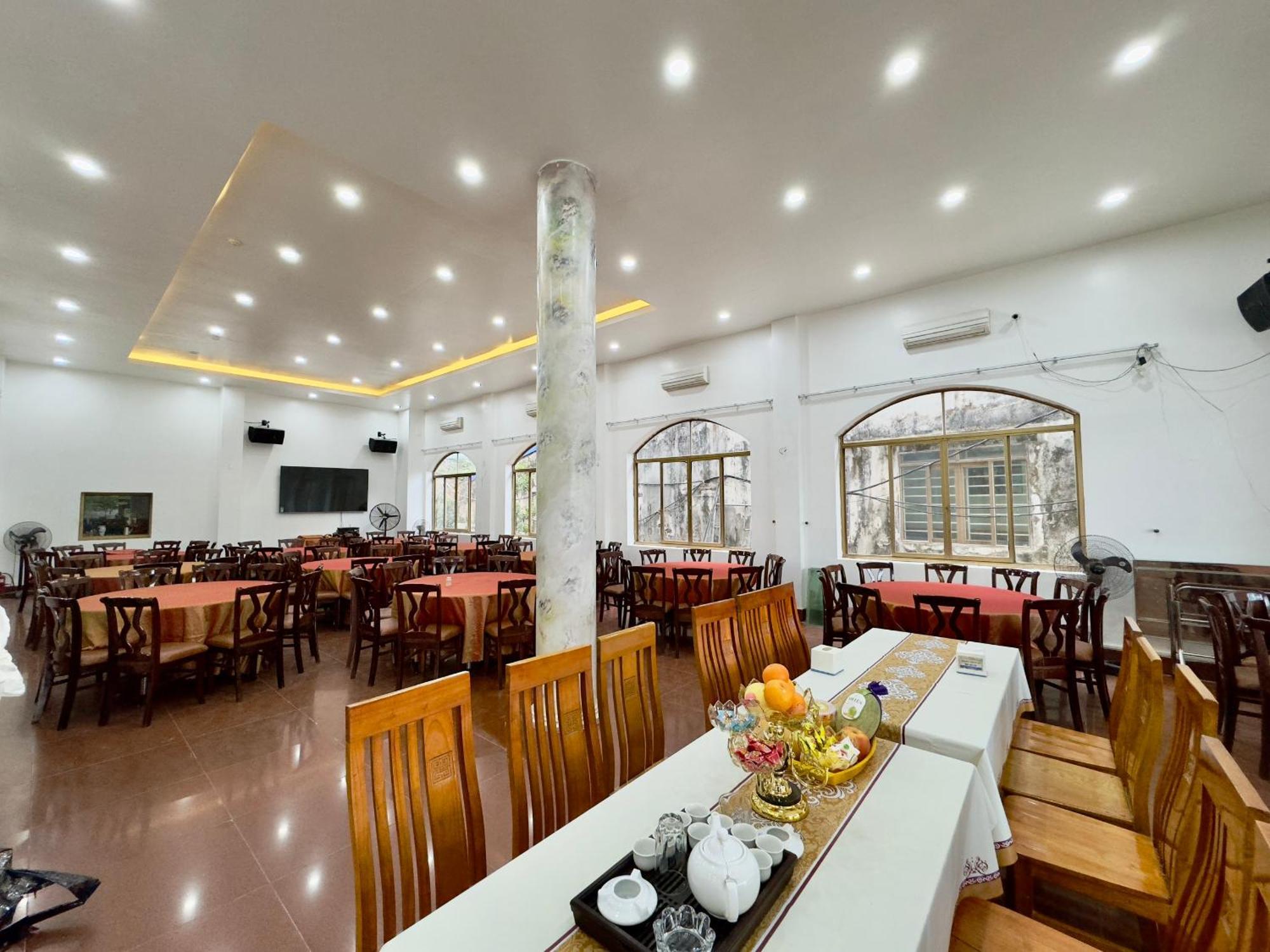 Cat Ba Plaza Hotel Dong Khe Sau Bagian luar foto