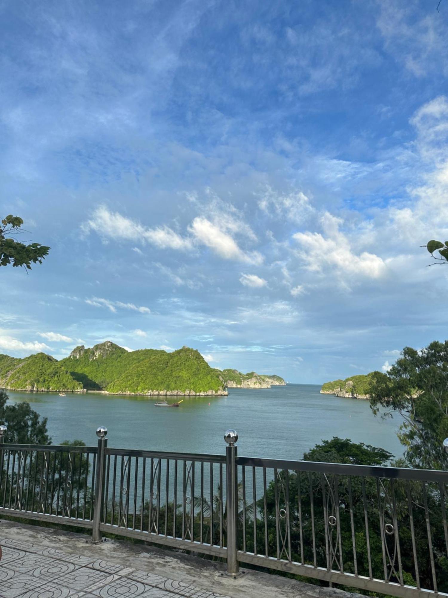 Cat Ba Plaza Hotel Dong Khe Sau Bagian luar foto