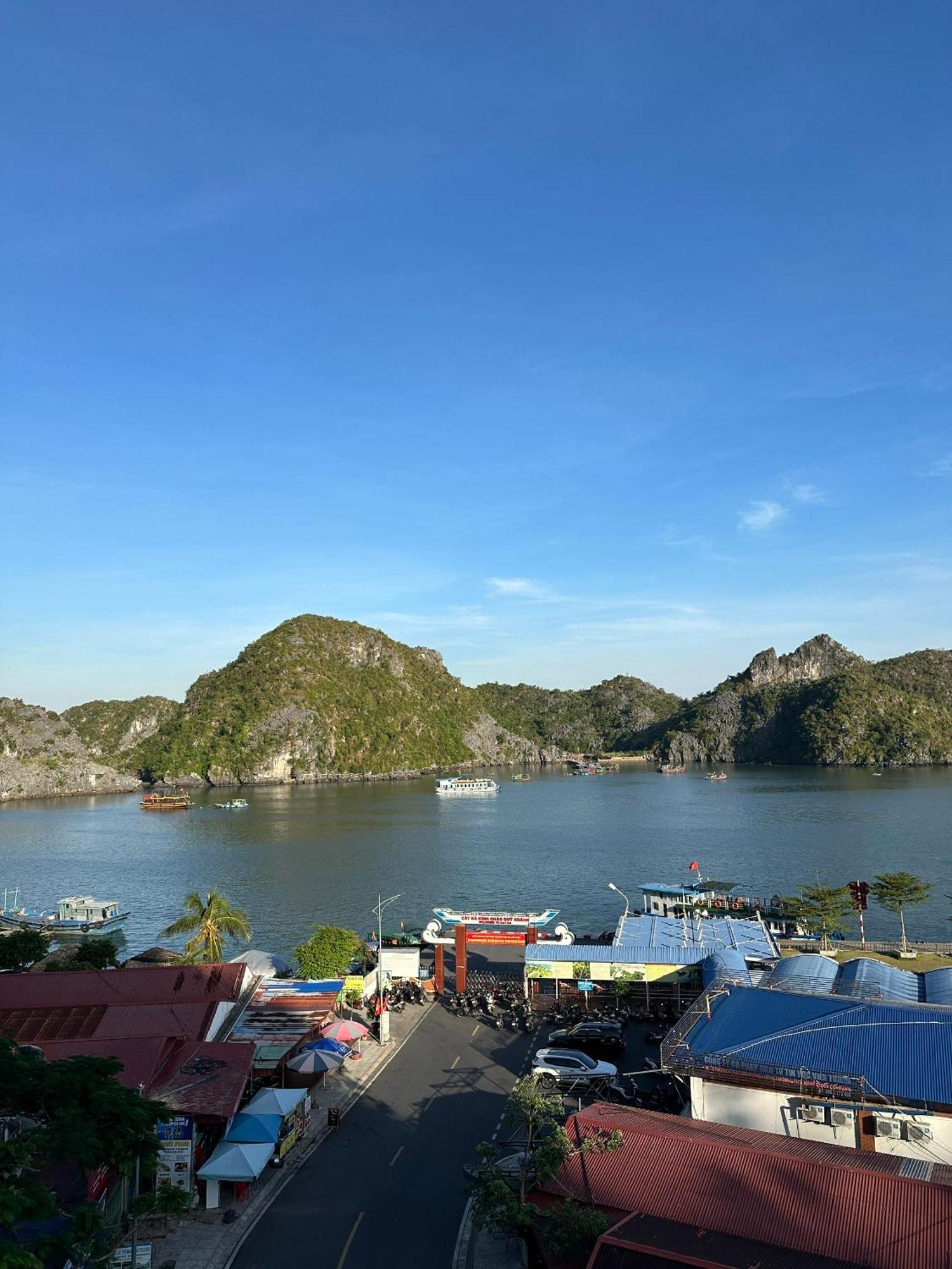 Cat Ba Plaza Hotel Dong Khe Sau Bagian luar foto